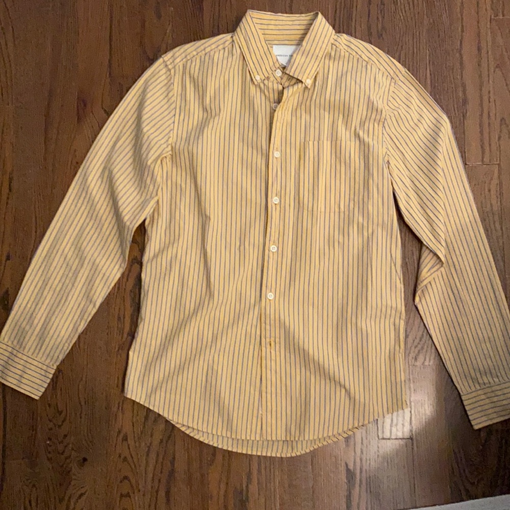 American Eagle Button Down